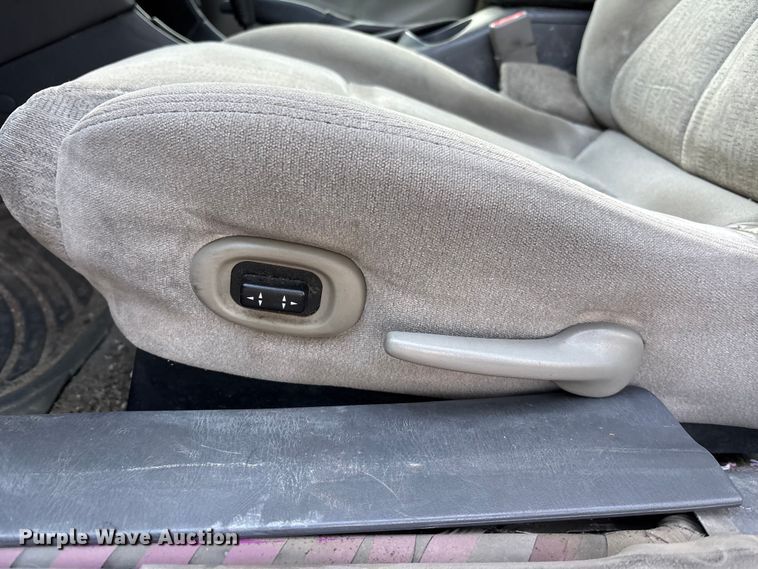 image for item DK0186 2004 Oldsmobile Alero 