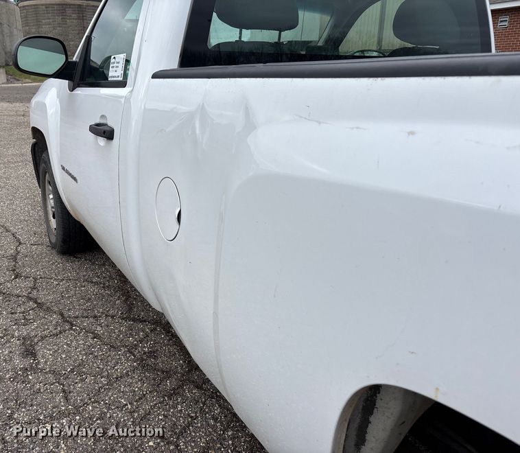 image for item DK0204 2010 Chevrolet Silverado 1500 pickup truck