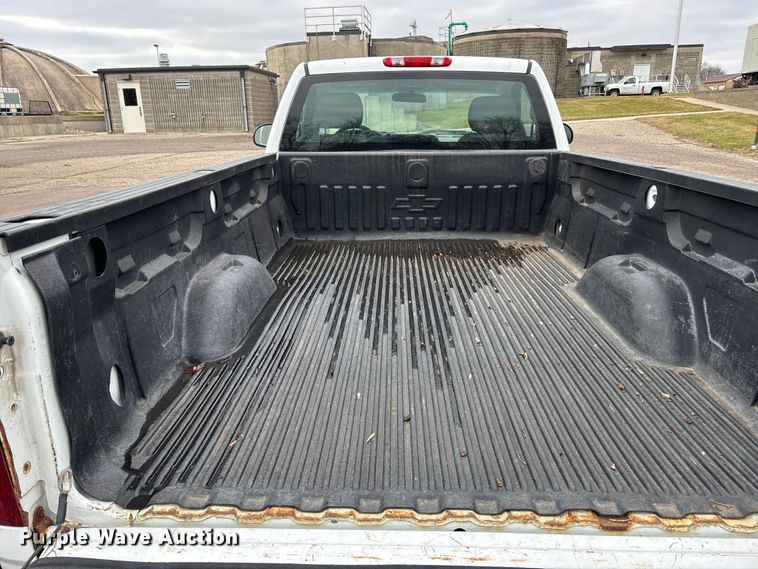 image for item DK0204 2010 Chevrolet Silverado 1500 pickup truck