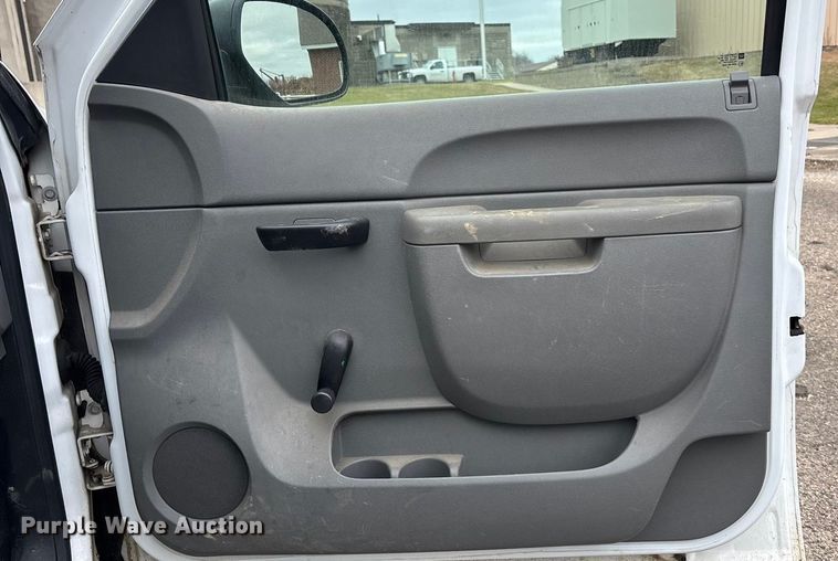 image for item DK0204 2010 Chevrolet Silverado 1500 pickup truck