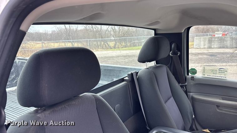 image for item DK0204 2010 Chevrolet Silverado 1500 pickup truck