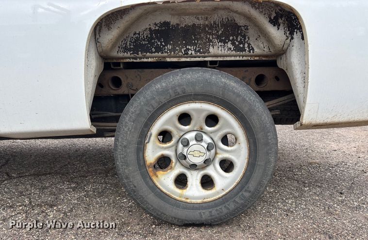 image for item DK0204 2010 Chevrolet Silverado 1500 pickup truck