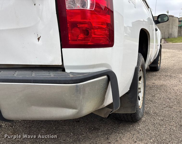 image for item DK0205 2012 Chevrolet Silverado 1500 pickup truck