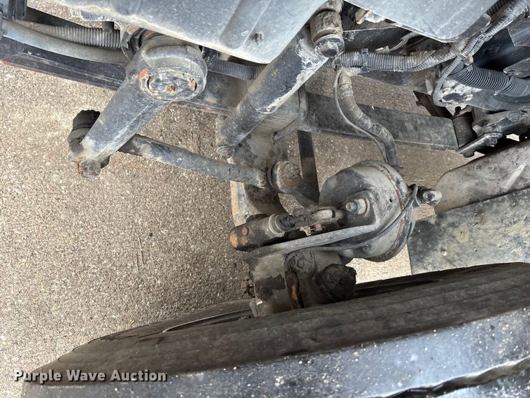 image for item DK0216 2013 International WorkStar 7600 flatbed truck