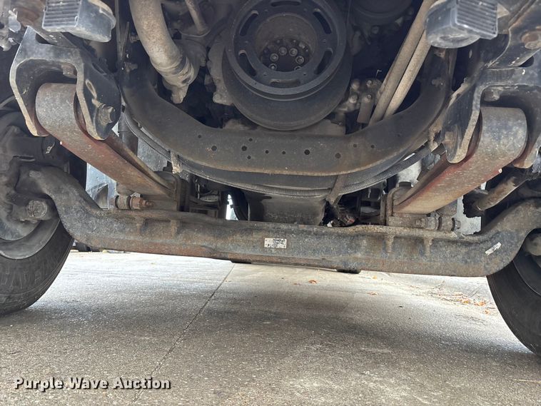 image for item DK0216 2013 International WorkStar 7600 flatbed truck