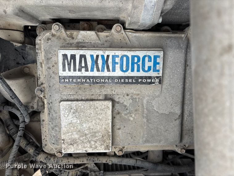 image for item DK0216 2013 International WorkStar 7600 flatbed truck