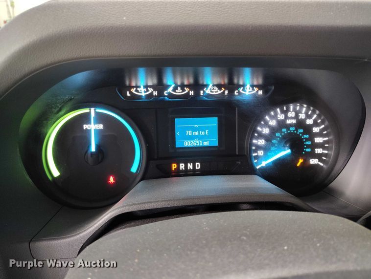 image for item DP5144 2021 Diamond Coach VIP 2500 shuttle bus