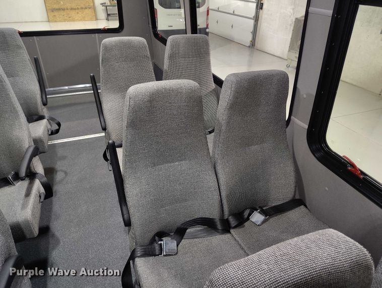 image for item DP5144 2021 Diamond Coach VIP 2500 shuttle bus