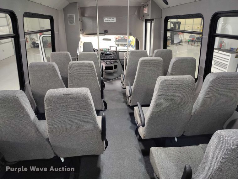 image for item DP5144 2021 Diamond Coach VIP 2500 shuttle bus