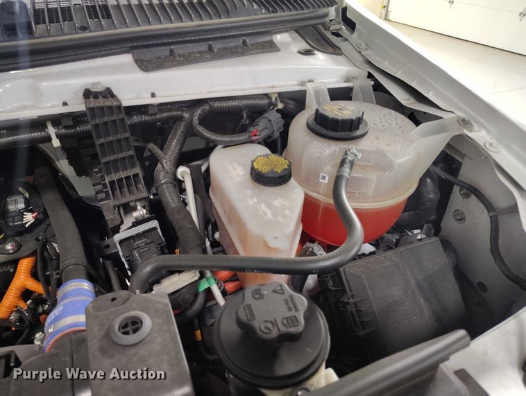 image for item DP5144 2021 Diamond Coach VIP 2500 shuttle bus