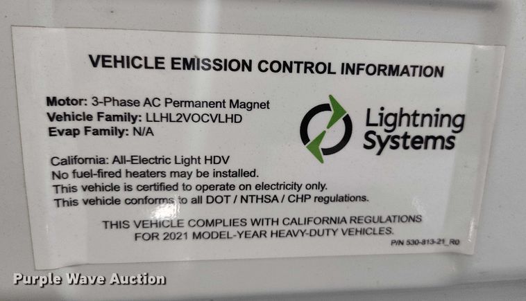 image for item DP5144 2021 Diamond Coach VIP 2500 shuttle bus