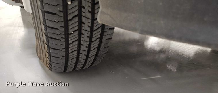 image for item DP5144 2021 Diamond Coach VIP 2500 shuttle bus