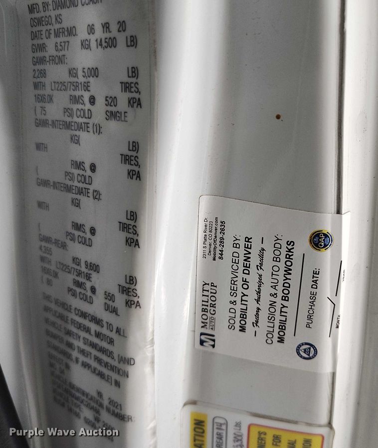 image for item DP5144 2021 Diamond Coach VIP 2500 shuttle bus