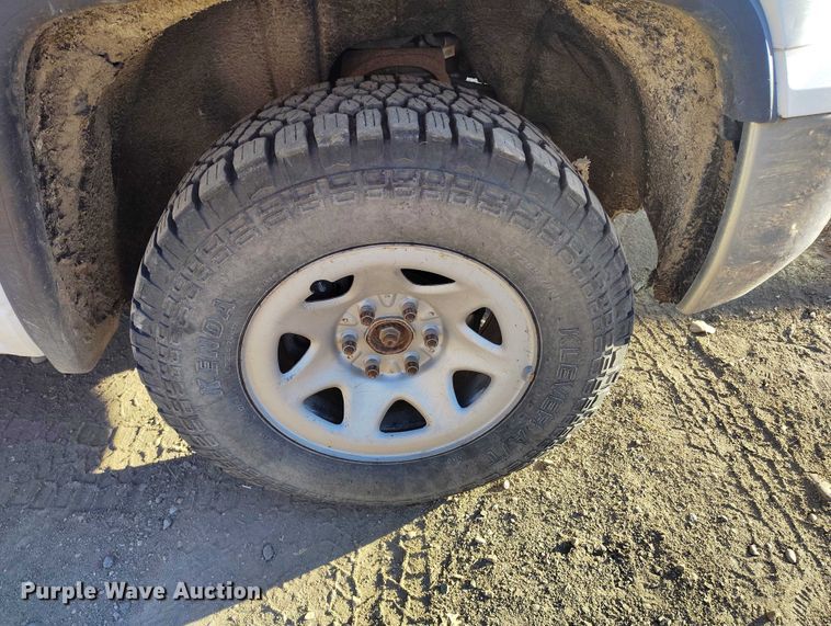 image for item DP5156 2017 GMC Sierra 1500 pickup truck