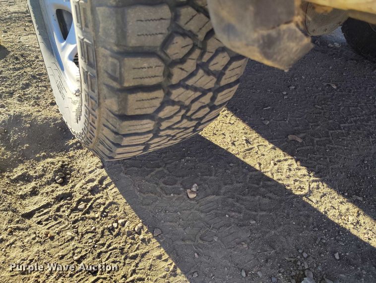 image for item DP5156 2017 GMC Sierra 1500 pickup truck