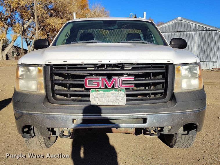 image for item DP5157 2009 GMC Sierra 1500 pickup truck