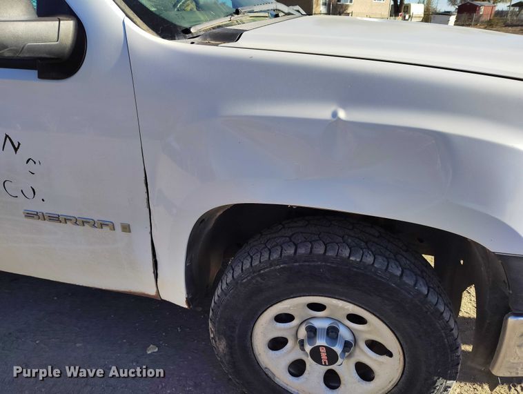 image for item DP5157 2009 GMC Sierra 1500 pickup truck