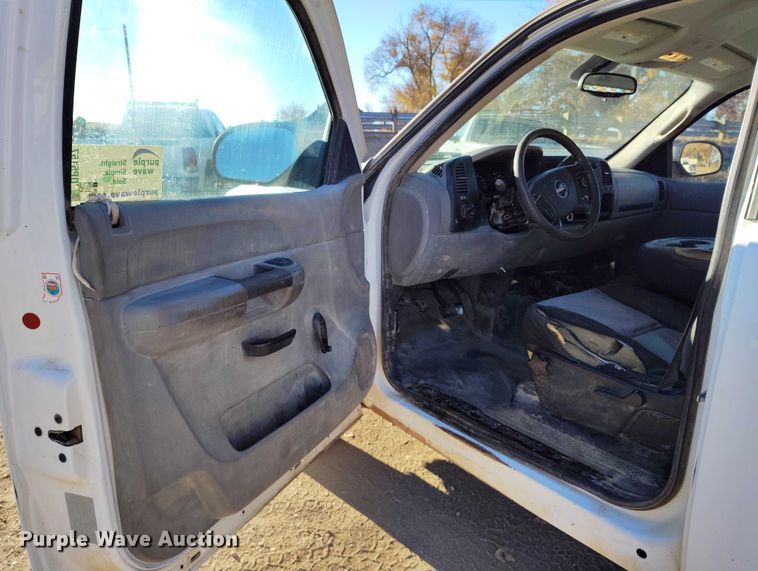 image for item DP5157 2009 GMC Sierra 1500 pickup truck