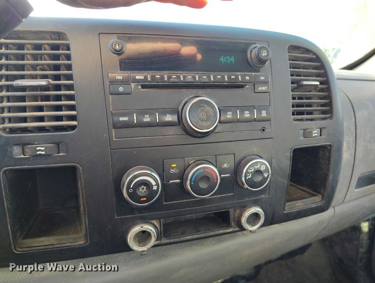 image for item DP5157 2009 GMC Sierra 1500 pickup truck