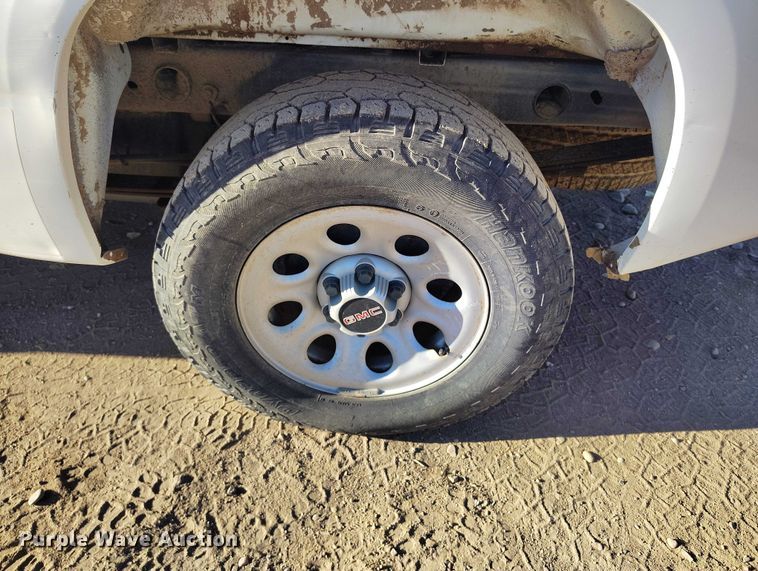 image for item DP5157 2009 GMC Sierra 1500 pickup truck