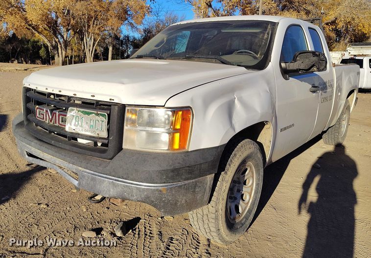image for item DP5158 2010 GMC Sierra 1500 pickup truck