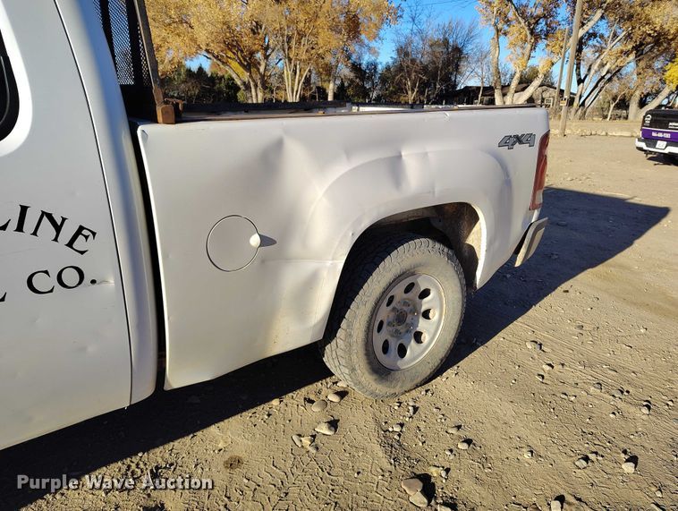 image for item DP5158 2010 GMC Sierra 1500 pickup truck