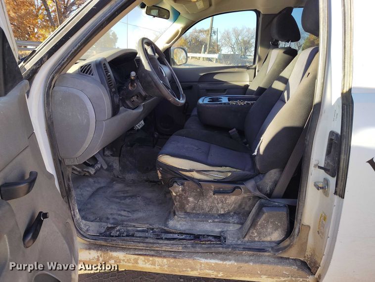 image for item DP5158 2010 GMC Sierra 1500 pickup truck