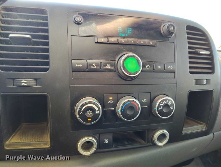 image for item DP5158 2010 GMC Sierra 1500 pickup truck