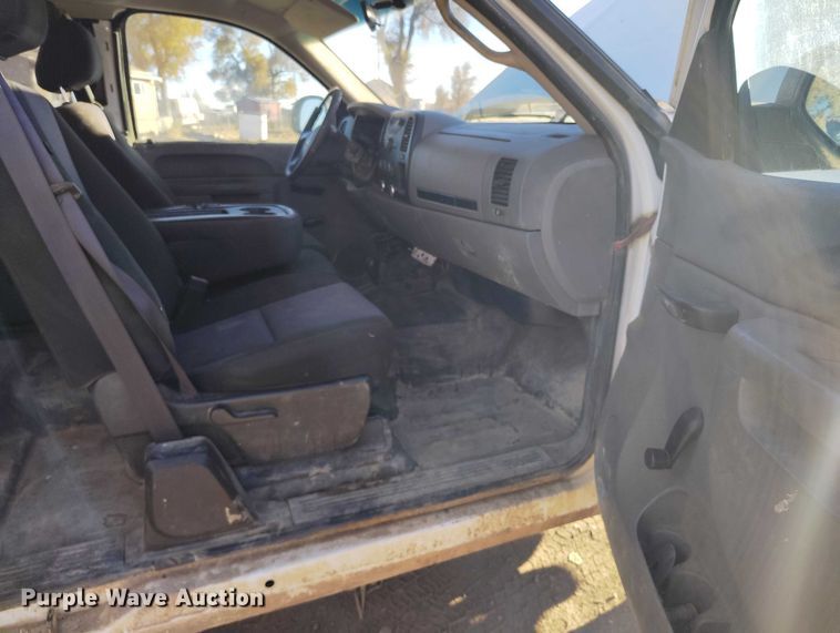 image for item DP5158 2010 GMC Sierra 1500 pickup truck