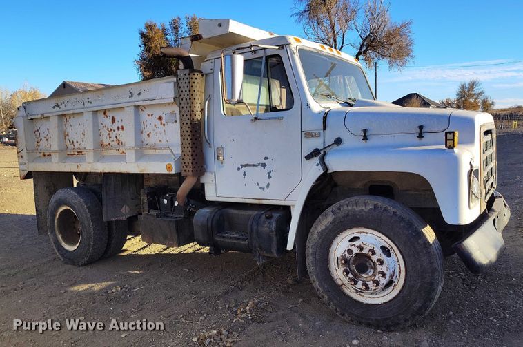 image for item DP5159 1985 International 1954 dump truck
