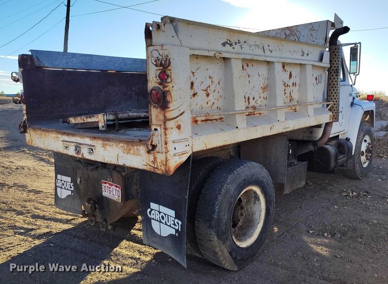 image for item DP5159 1985 International 1954 dump truck