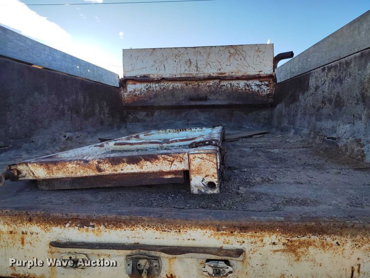 image for item DP5159 1985 International 1954 dump truck