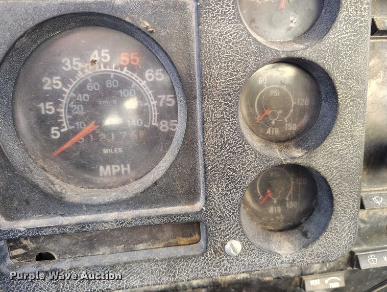 image for item DP5159 1985 International 1954 dump truck