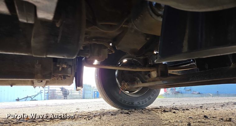 image for item DP8916 2006 Freightliner Columbia semi truck