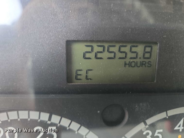 image for item DP8916 2006 Freightliner Columbia semi truck