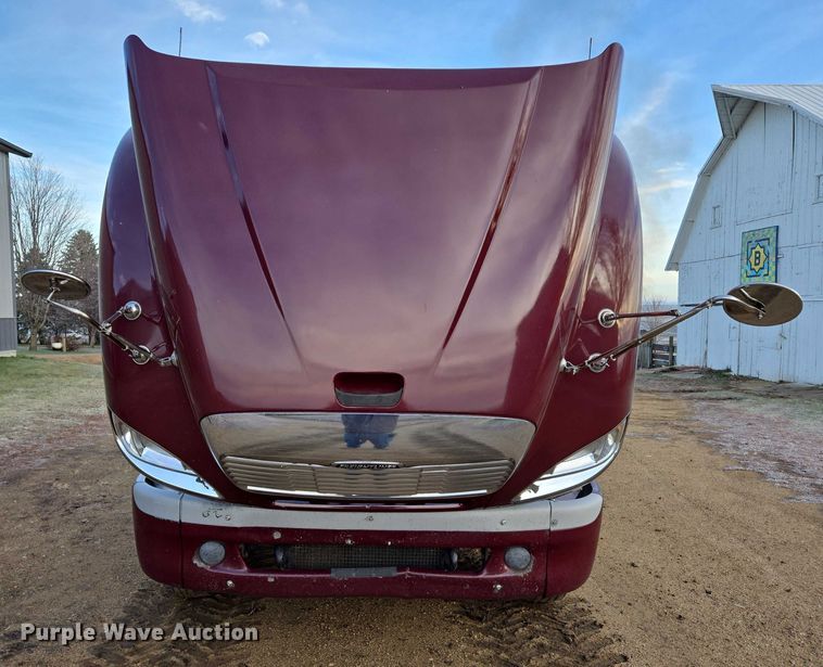 image for item DP8916 2006 Freightliner Columbia semi truck