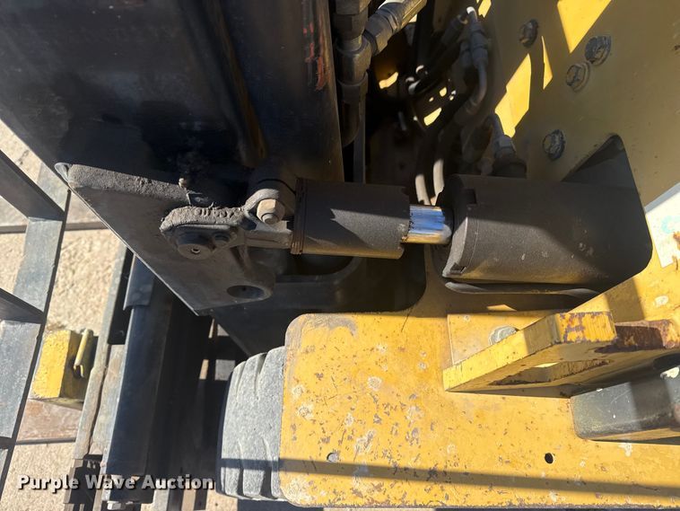 image for item DQ4122 1994 Daewoo G25S forklift