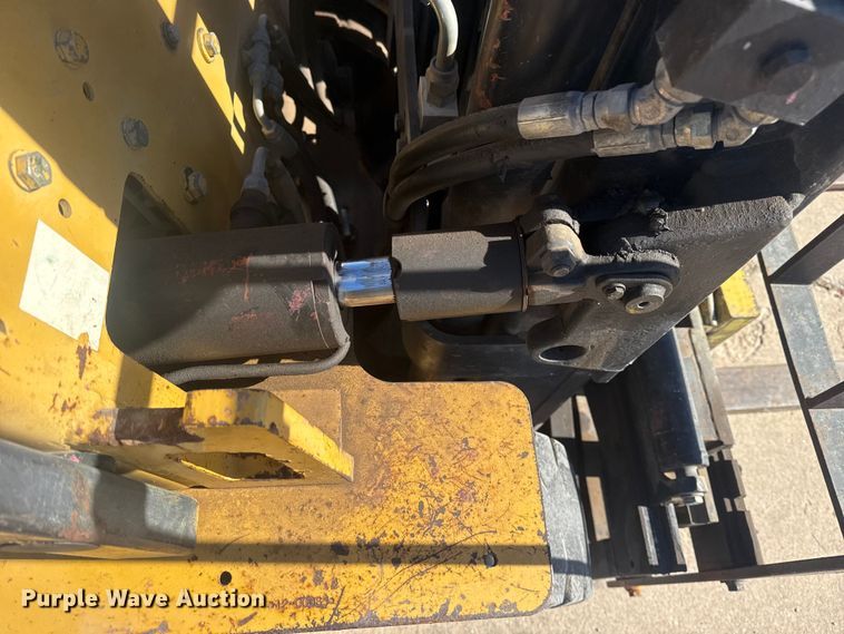 image for item DQ4122 1994 Daewoo G25S forklift