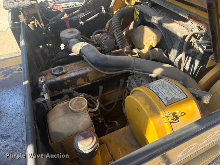 image for item DQ4122 1994 Daewoo G25S forklift