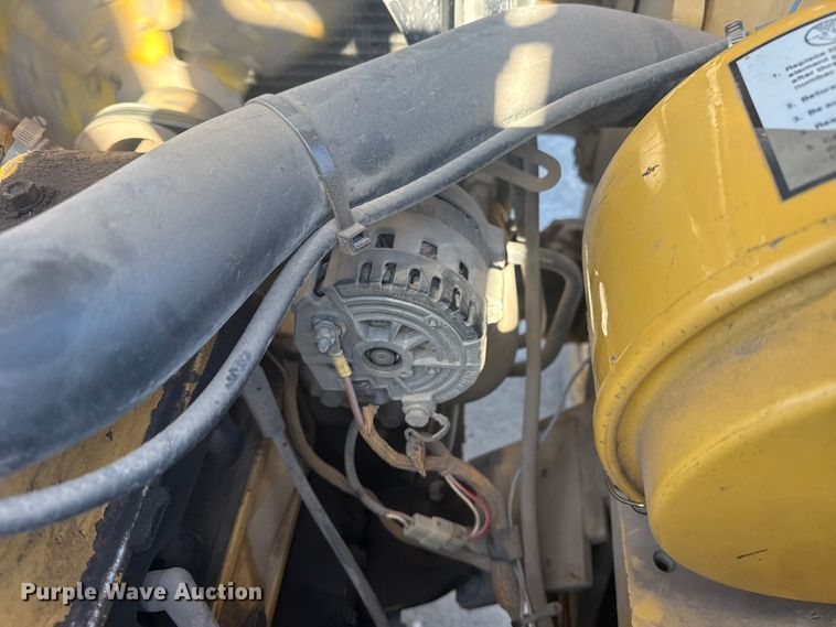 image for item DQ4122 1994 Daewoo G25S forklift