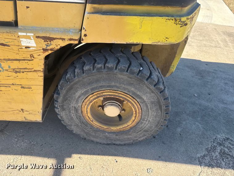 image for item DQ4122 1994 Daewoo G25S forklift