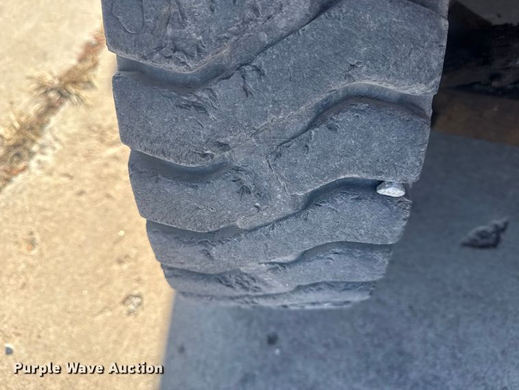 image for item DQ4122 1994 Daewoo G25S forklift