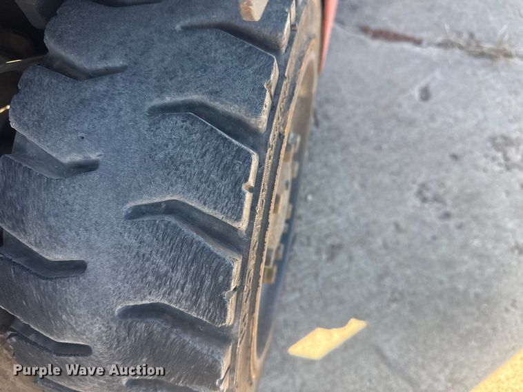 image for item DQ4123 1999 Toyota 42-6FGCU15 forklift