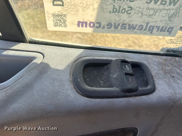 image for item DQ4125 2017 Ford Transit 250 delivery van