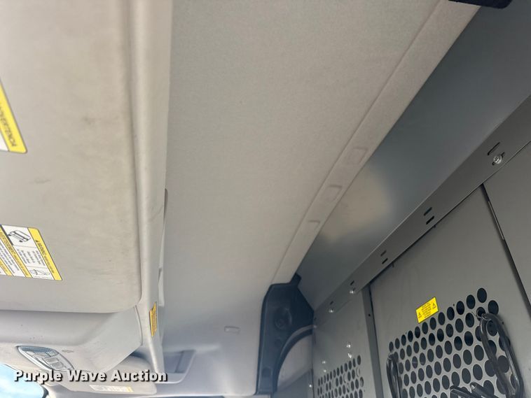 image for item DQ4125 2017 Ford Transit 250 delivery van