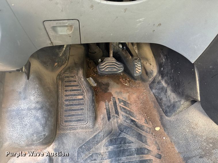 image for item DQ4125 2017 Ford Transit 250 delivery van