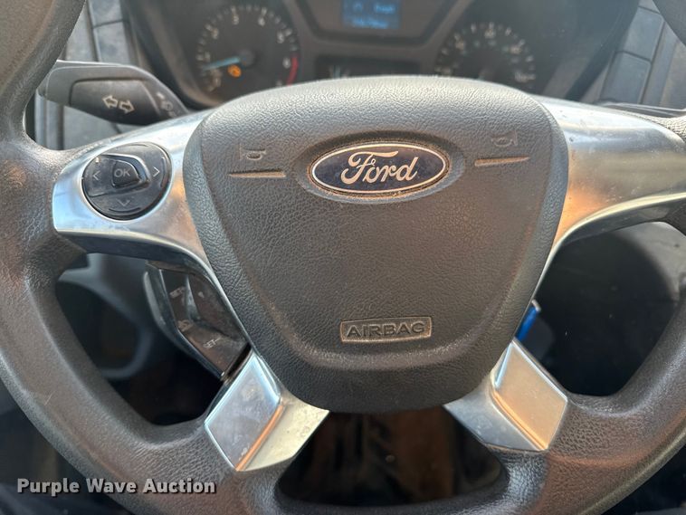 image for item DQ4125 2017 Ford Transit 250 delivery van