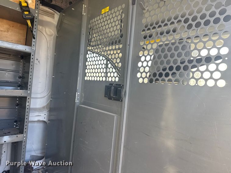 image for item DQ4125 2017 Ford Transit 250 delivery van