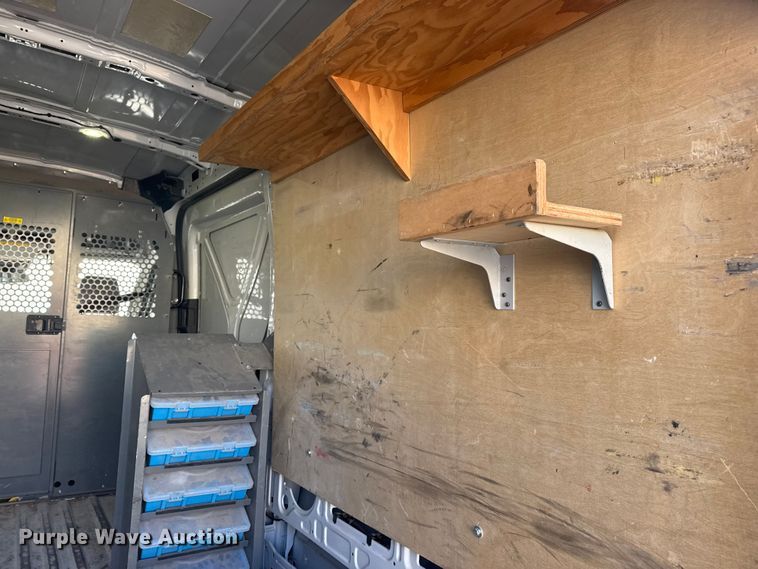 image for item DQ4125 2017 Ford Transit 250 delivery van