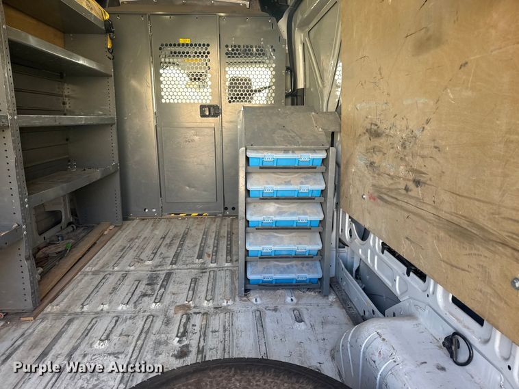 image for item DQ4125 2017 Ford Transit 250 delivery van